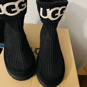 Knit uggs